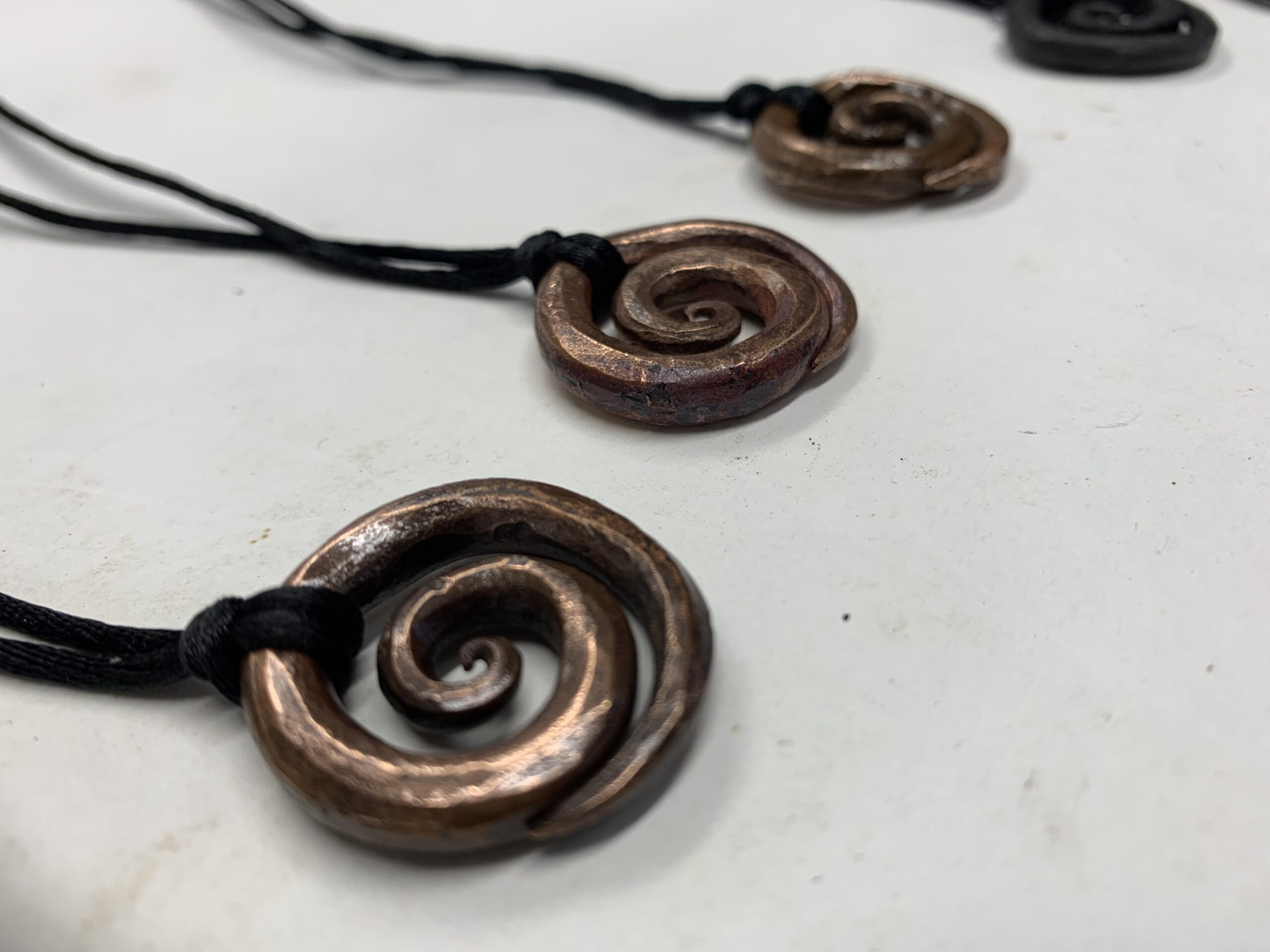 copper swirl pendant necklace