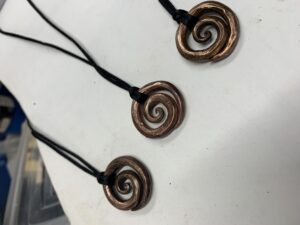 copper swirl pendant necklace